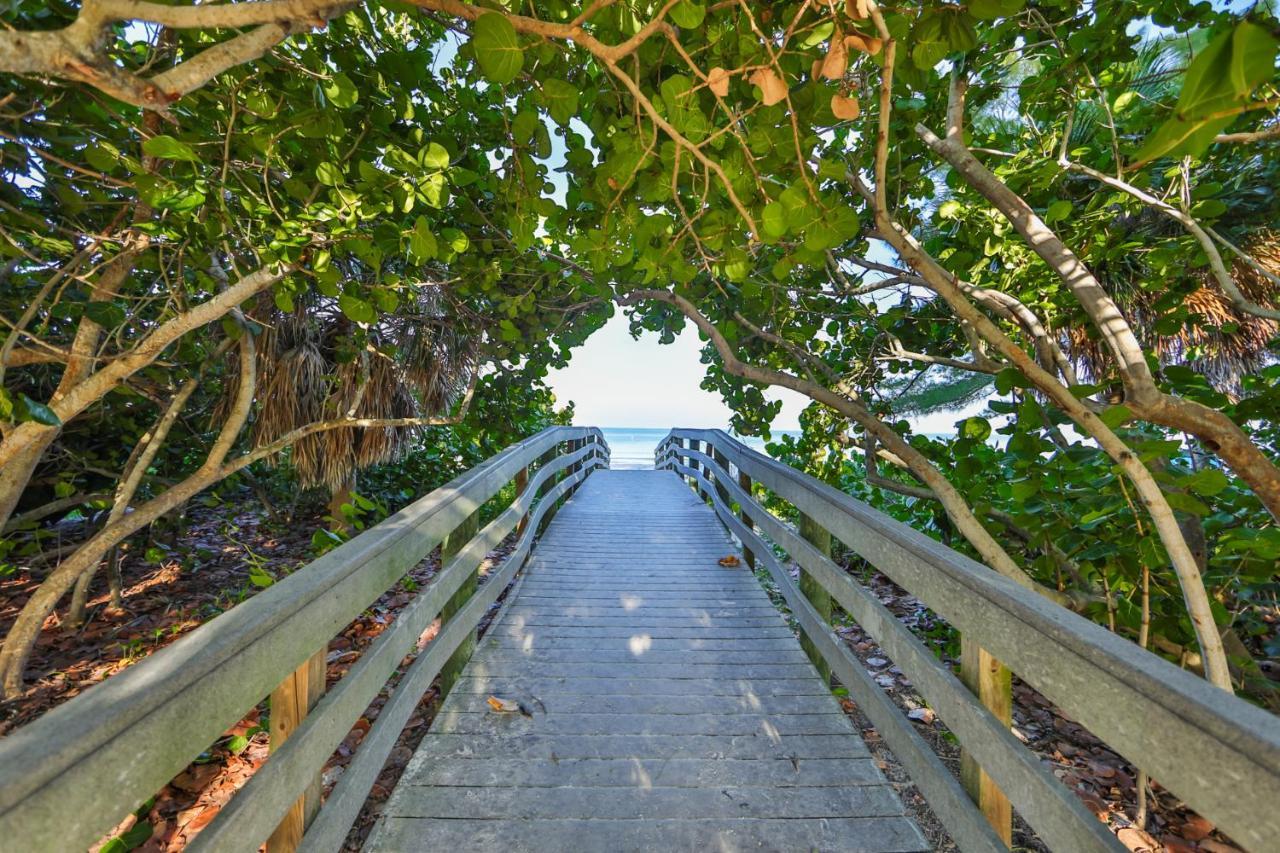 100 Steps To Beautiful Indian Rocks Beach, Oceanside, 2 Bedroom Updated Condo Clearwater Beach Buitenkant foto